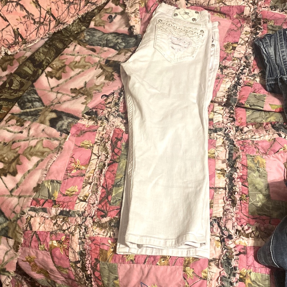 Miss me capri size 32